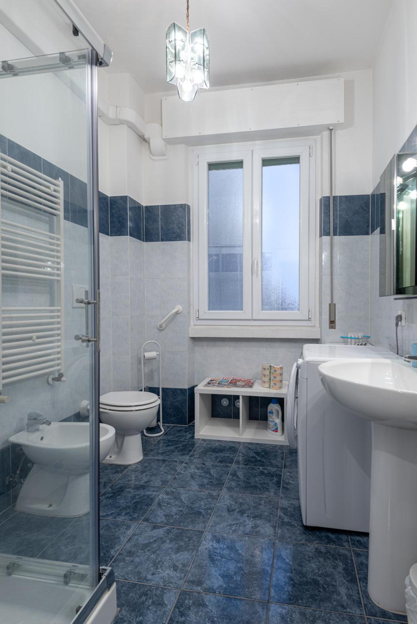 Comfortable 10 Minutes From Center Apartment Florenz
